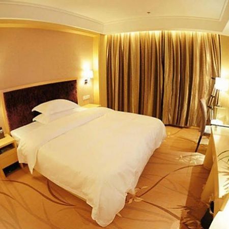 Ronghe Holiday Hotel Shiyan  Экстерьер фото