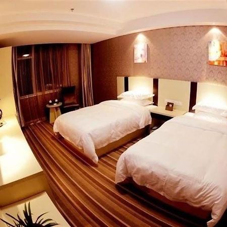 Ronghe Holiday Hotel Shiyan  Экстерьер фото